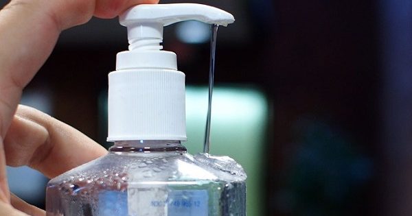 Why You Should Never Use Hand Sanitizer