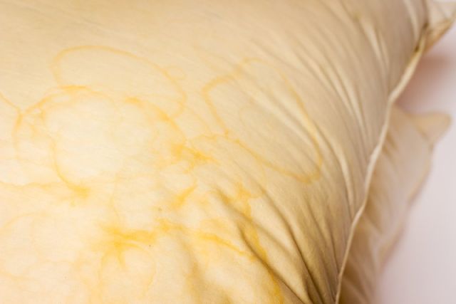 How To Easily Clean Your Pillows